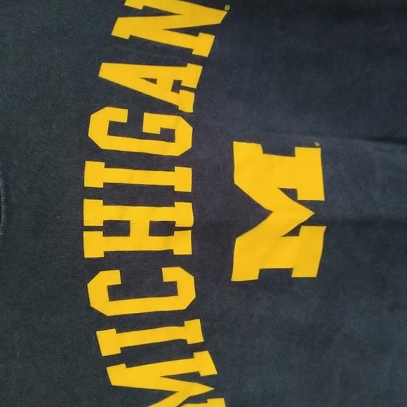 Michigan State long sleeved shirt M - Picture 2 of 3